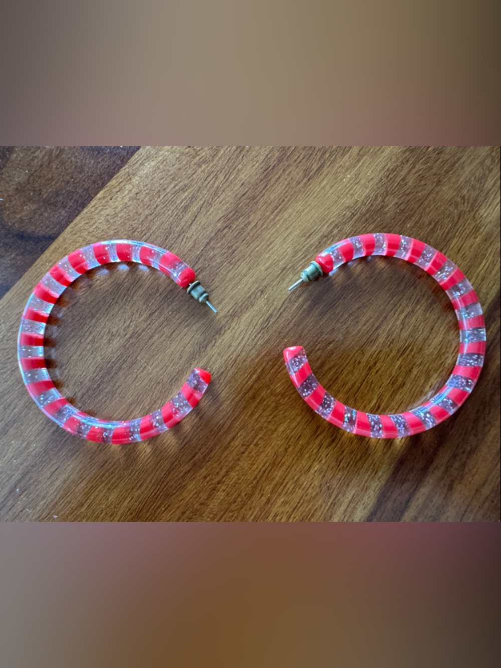Red Striped Lucite Hoop Earrings - Women's Fashion Jewelry